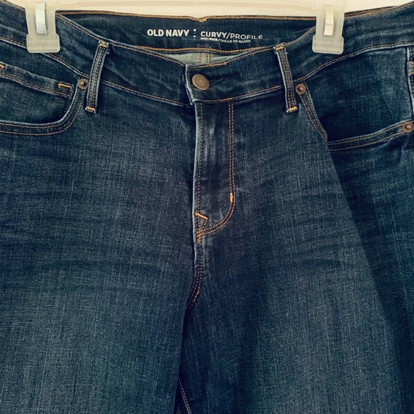 Old Navy Curvy Jeans - Picture 2 of 6